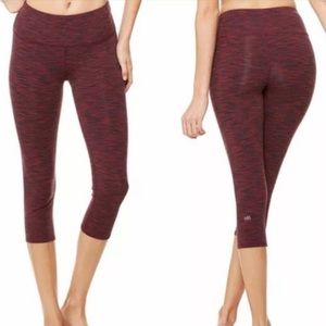 ALO Airbrushed capri leggings